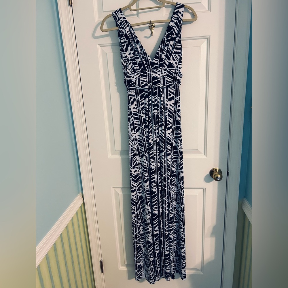 Tart Collections Navy & White Printed V-Neck Maxi Dress